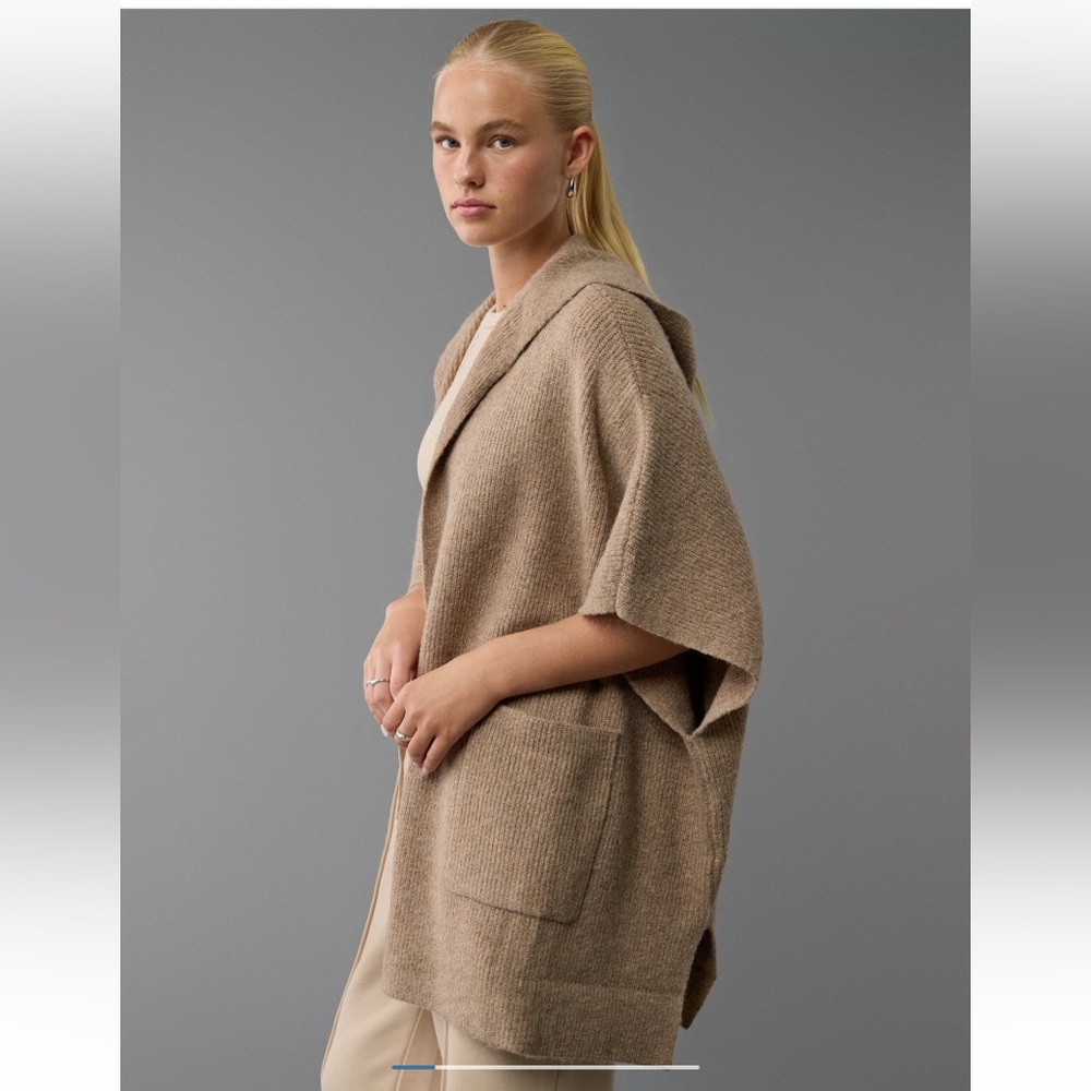 American Eagle Whoa So Soft Hooded Sweater Poncho - Picture 3 of 7